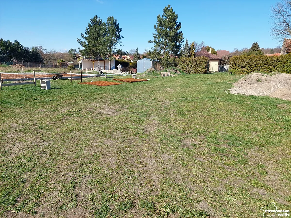 Prodej stavebního pozemku 853 m²